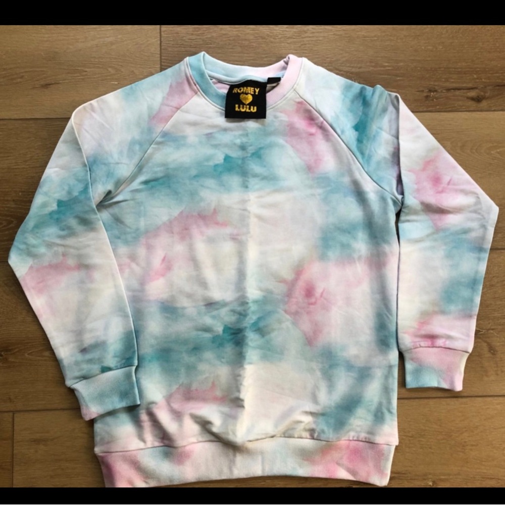 Romey loves lulu cotton candy sweatshirt women’s small